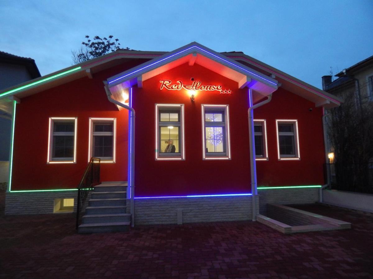 Red House Hotell Kyustendil Eksteriør bilde